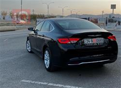 کرایسلەر 200